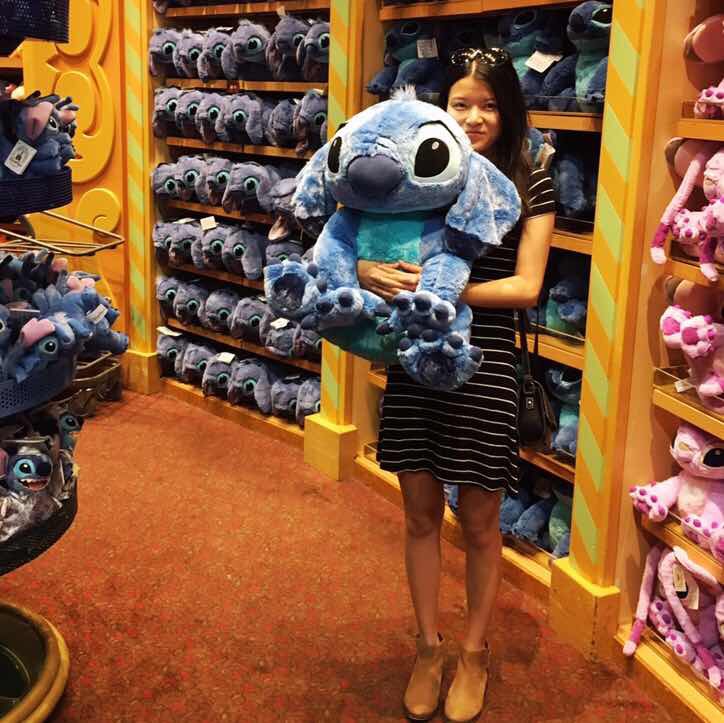 xiaotong du with stitchy
